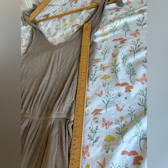 Lulus taupe jumpsuit tie strap ribbed knit size small - Picture 10 of 14